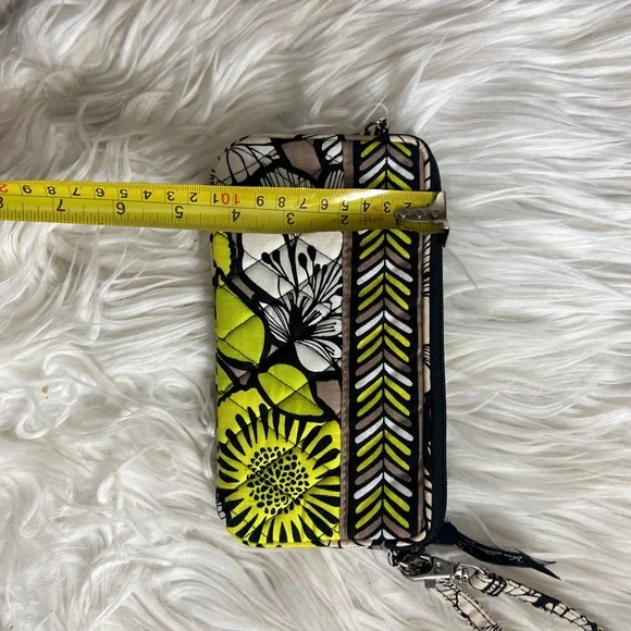 Vera Bradley Wristlet Wallet Citron Yellow Black Floral Zip-Top Cotton.NWOT! - Picture 3 of 4